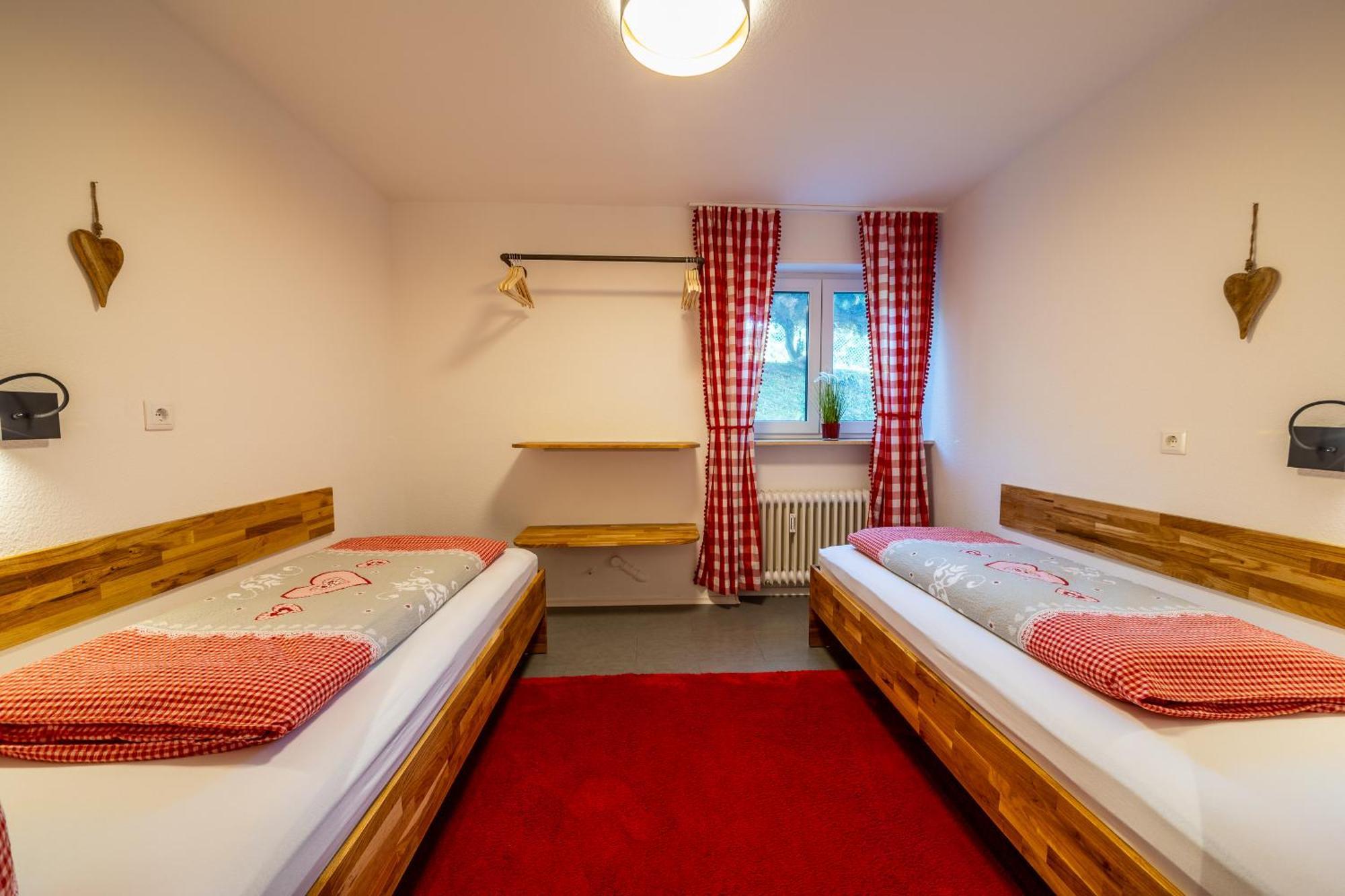 Renatas Ferienwohnung Wohnung David ザスバッハヴァルデン エクステリア 写真