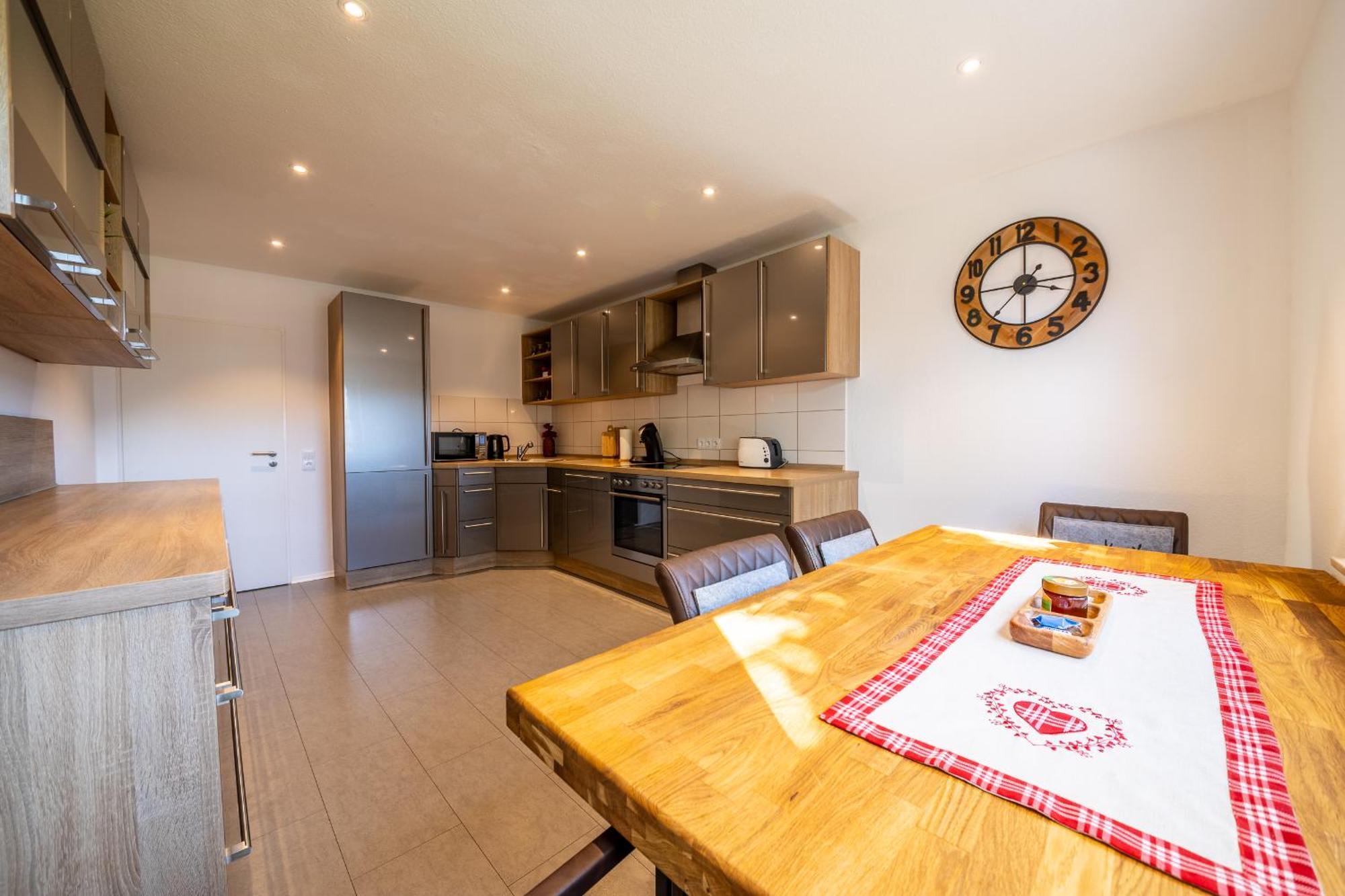 Renatas Ferienwohnung Wohnung David ザスバッハヴァルデン エクステリア 写真